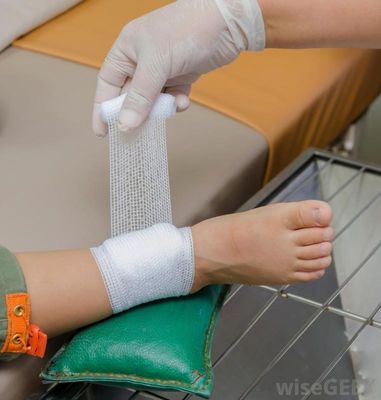 Γάζες και επίδεσμοι Ιατρική 100% βαμβακερή επένδυση Γάζες και επίδεσμοι ISO εγκεκριμένος αποστειρωμένος
